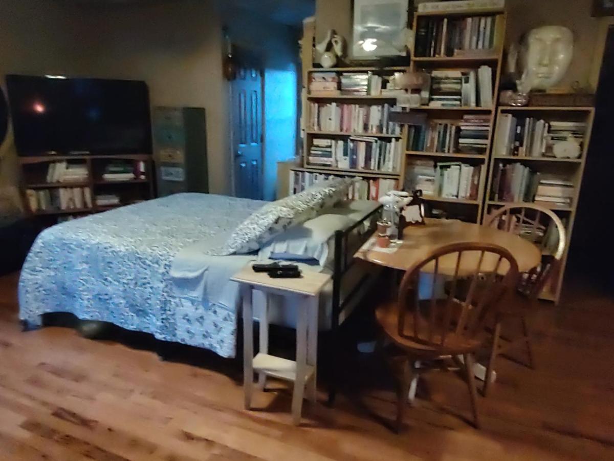 Indys Hidden Gem Appartement Indianapolis Buitenkant foto